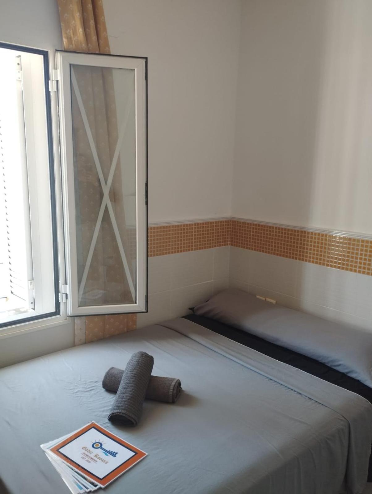 Gadir Rooms Cadiz Exterior photo